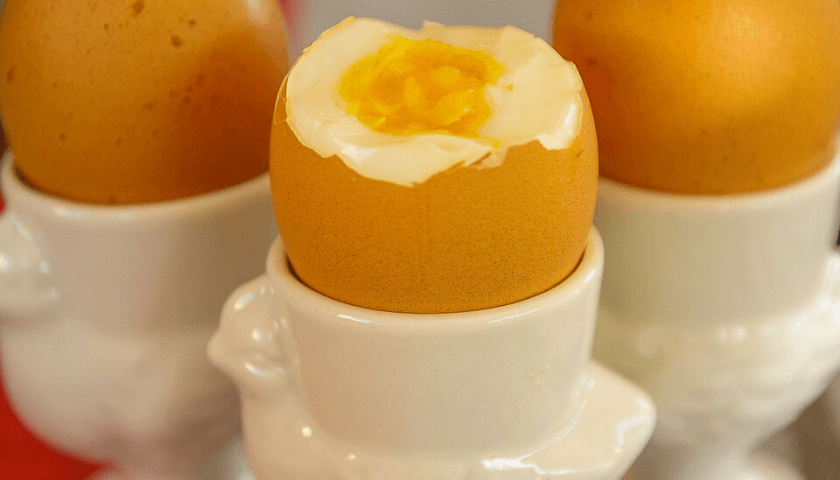 ovos cozidos