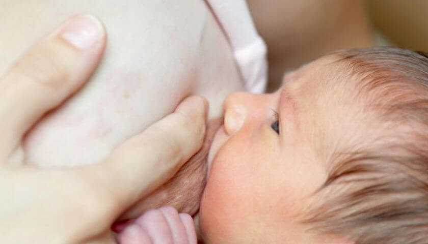 leite materno causa carie