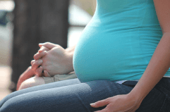 Spotting - sangramento de escape na gravidez o que é e o que não é normal